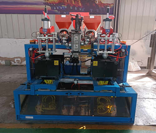 半自動55型高阻隔吹塑機